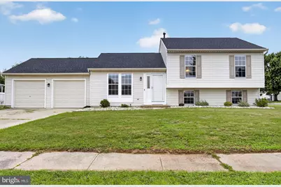 112 Ermine Drive, New Castle, DE 19720 - Photo 1