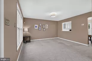 112 Ermine Dr, New Castle, DE 19720 - Photo 9