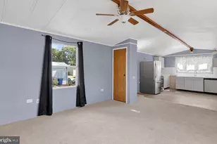 23 Maple Dr, Newark, DE 19713 - Photo 3