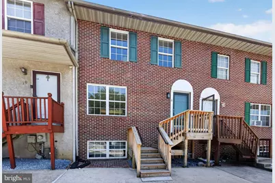 8 Freedom Court, New Castle, DE 19720 - Photo 1