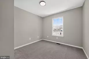 8 Freedom Ct, New Castle, DE 19720 - Photo 17