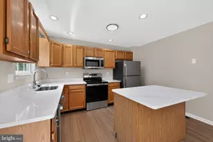 8 Freedom Ct, New Castle, DE 19720 - Photo 5