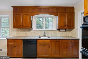2010 Woodbrook Dr, Wilmington, DE 19810 - Photo 11
