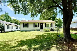 13 Deer Run Dr, Newark, DE 19702 - Photo 1