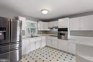 305 Newport St, Wilmington, DE 19804 - Photo 7