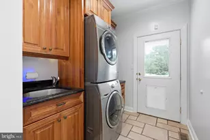 28 W Periwinkle Ln, Newark, DE 19711 - Photo 21