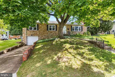 405 S Lynn Drive Drive, Wilmington, DE 19809 - Photo 1