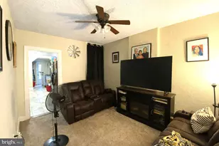415 E 10th St, Wilmington, DE 19801 - Photo 3
