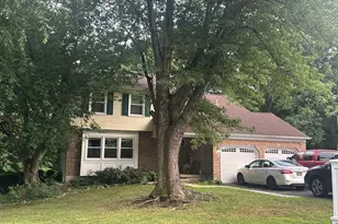 56 Woodward Dr, Wilmington, DE 19808 - Photo 1