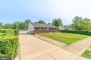 2104 Wildwood Dr, Wilmington, DE 19805 - Photo 3