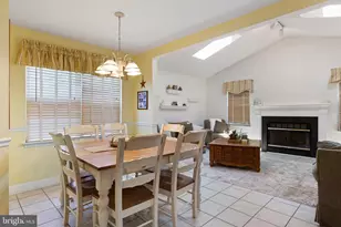 202 Lake Ozarks Dr, Bear, DE 19701 - Photo 3