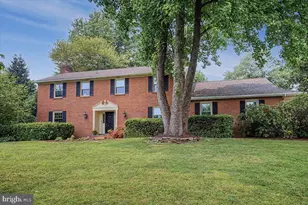 9 Bridleshire Rd, Newark, DE 19711 - Photo 1