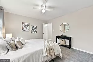 48 Oakmont Dr, New Castle, DE 19720 - Photo 17
