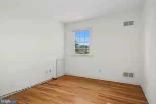 124 Chapel Hill Dr, Newark, DE 19711 - Photo 17
