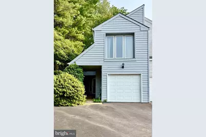 311 Pleasant Knoll Court, Newark, DE 19711 - Photo 1