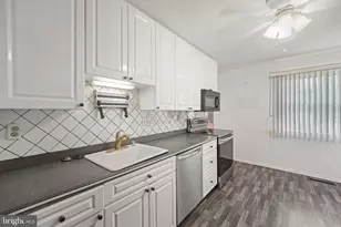 6 Worthy Down Ave, Bear, DE 19701 - Photo 11