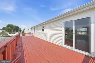 24 W Country Ln, Newark, DE 19702 - Photo 35