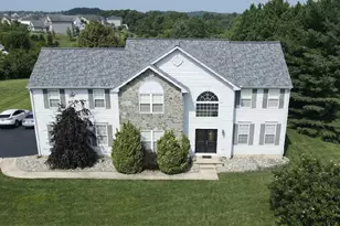 121 W Harvest Dr, New Castle, DE 19720 - Photo 1