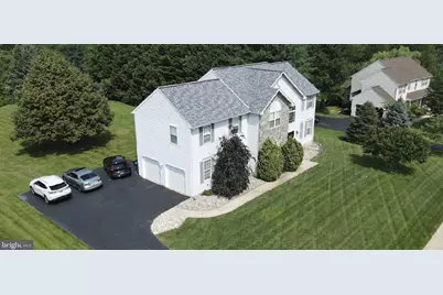 121 W Harvest Drive, New Castle, DE 19720 - Photo 3