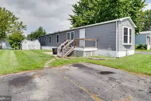 6 Milkweed Ct, Newark, DE 19713 - Photo 1