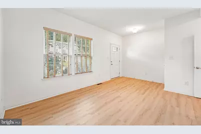 818 N Aikens Tavern Court, Newark, DE 19702 - Photo 3