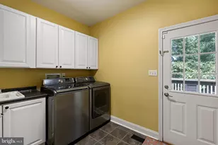 14 Stonebridge Dr, Hockessin, DE 19707 - Photo 31