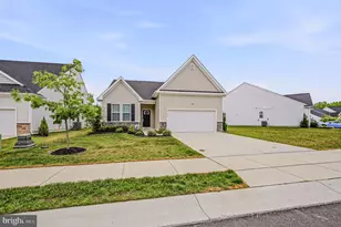 678 Mayfield Fls Dr, Newark, DE 19702 - Photo 3