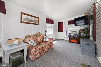 110 W Tulip Court, Newark, DE 19713 - Photo 7