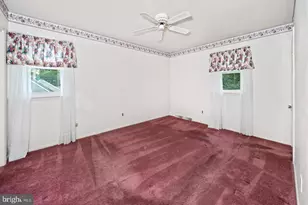 2717 Point Breeze Dr, Wilmington, DE 19810 - Photo 9