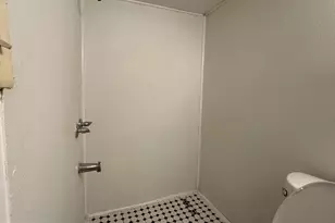 3213 E Court Ave, Claymont, DE 19703 - Photo 11