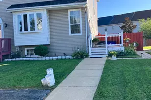 244 Auckland Dr, Newark, DE 19702 - Photo 1
