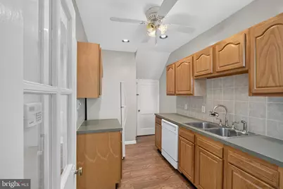 2203 N Spruce Street, Wilmington, DE 19802 - Photo 17