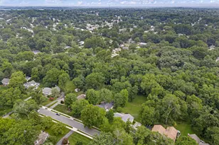 2533 Deepwood Dr, Wilmington, DE 19810 - Photo 45