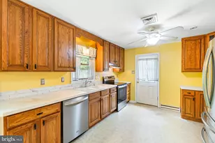 12 Garvey Ln, Newark, DE 19702 - Photo 5