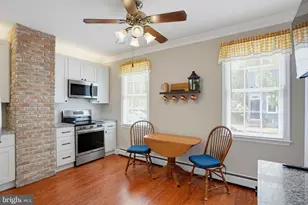 39 E 4th St, New Castle, DE 19720 - Photo 11