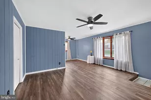 153 W Edinburgh Dr, New Castle, DE 19720 - Photo 3