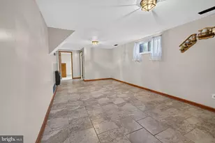 153 W Edinburgh Dr, New Castle, DE 19720 - Photo 9