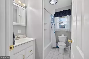 153 W Edinburgh Dr, New Castle, DE 19720 - Photo 17