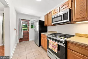 335 E 35th St, Wilmington, DE 19802 - Photo 7