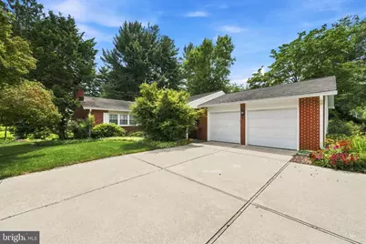 305 Meriden Drive, Newark, DE 19711 - Photo 1
