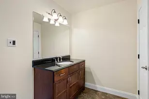802 N Madison St, Wilmington, DE 19801 - Photo 15