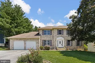 119 E Wilkerdean Dr E, Newark, DE 19711 - Photo 1
