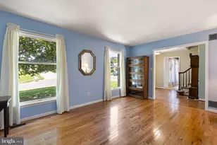 119 E Wilkerdean Dr E, Newark, DE 19711 - Photo 3