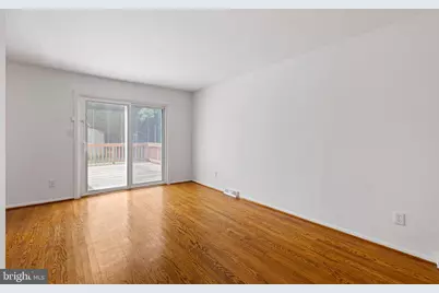 323 E Edgewater Way, Newark, DE 19702 - Photo 5