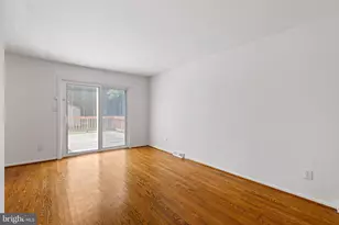 323 E Edgewater Way, Newark, DE 19702 - Photo 5