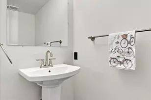 2110 Fairfield Pl, Wilmington, DE 19805 - Photo 15
