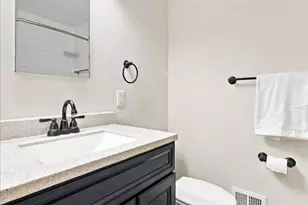 2110 Fairfield Pl, Wilmington, DE 19805 - Photo 19