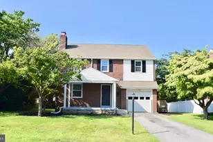 22 Rolling Rd, Claymont, DE 19703 - Photo 3