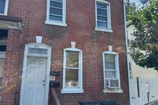 922 Maryland Ave, Wilmington, DE 19805 - Photo 1
