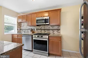 1516 W Latimer Pl, Wilmington, DE 19805 - Photo 9